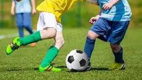 中超风云年度巨星争霸：瓦科、王钰栋、法比奥领衔角逐最佳荣耀！